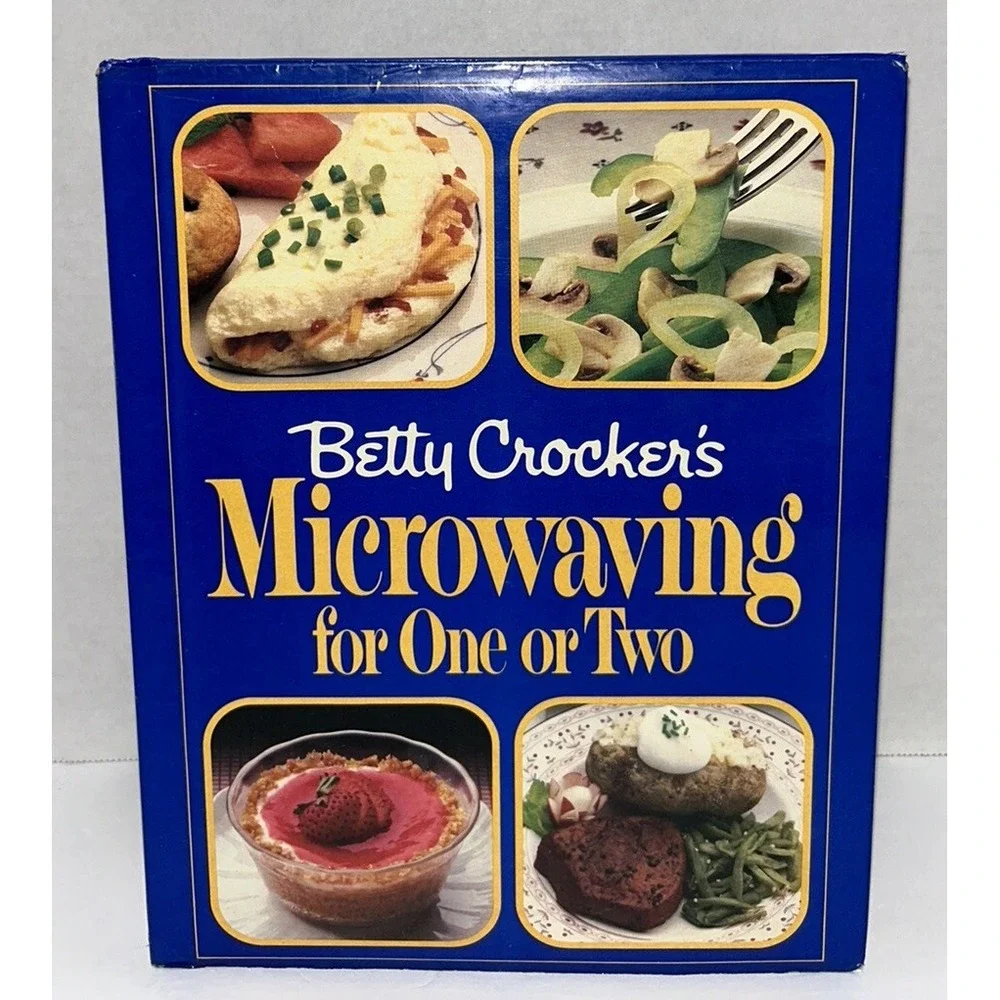 Betty Crocker's Microwaving for One or Two Hardcover DJ 1985 1st Edition